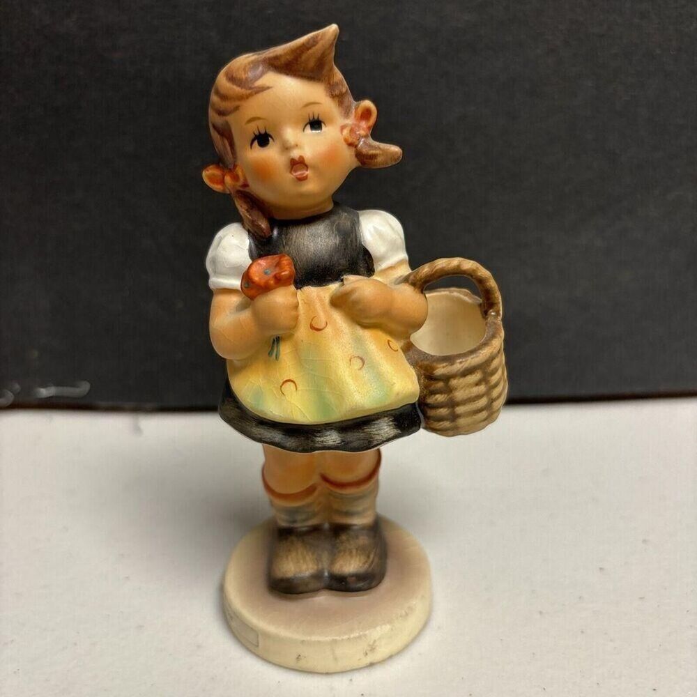 Hummel Cream and Brown Decor-home-accesories